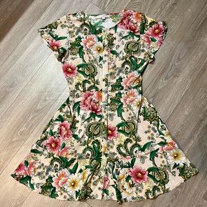Women’s dress